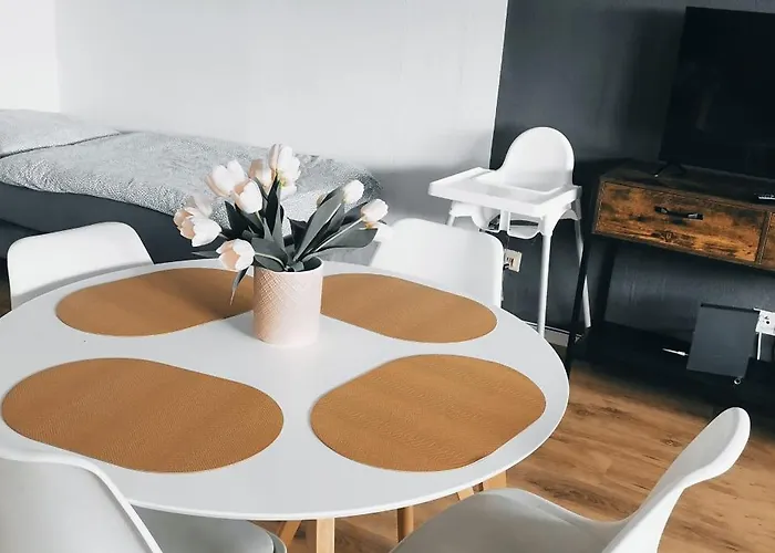 公寓 Schoene Sonnige Jüchen